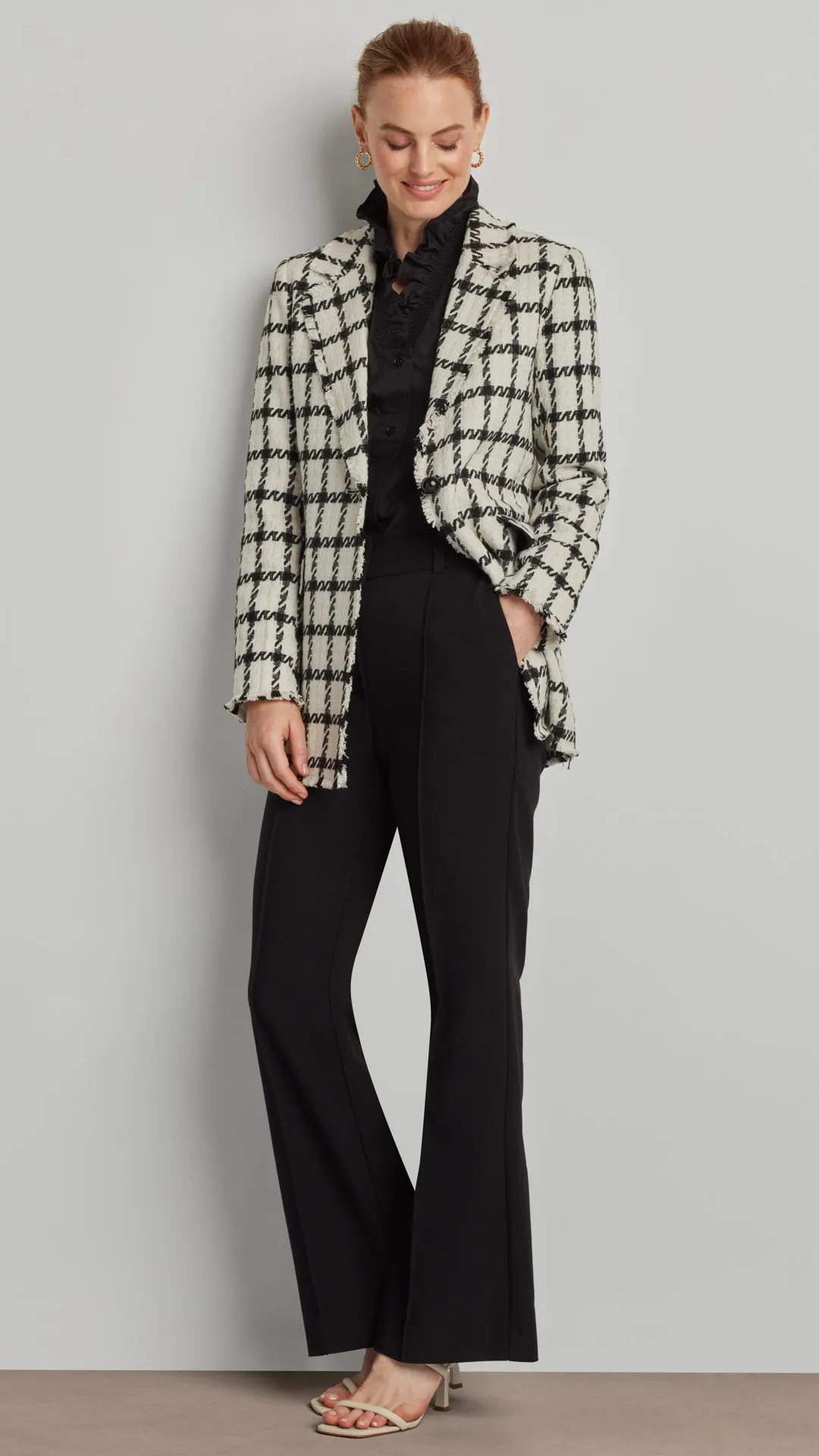 CHECKERED BOUCLE BLAZER