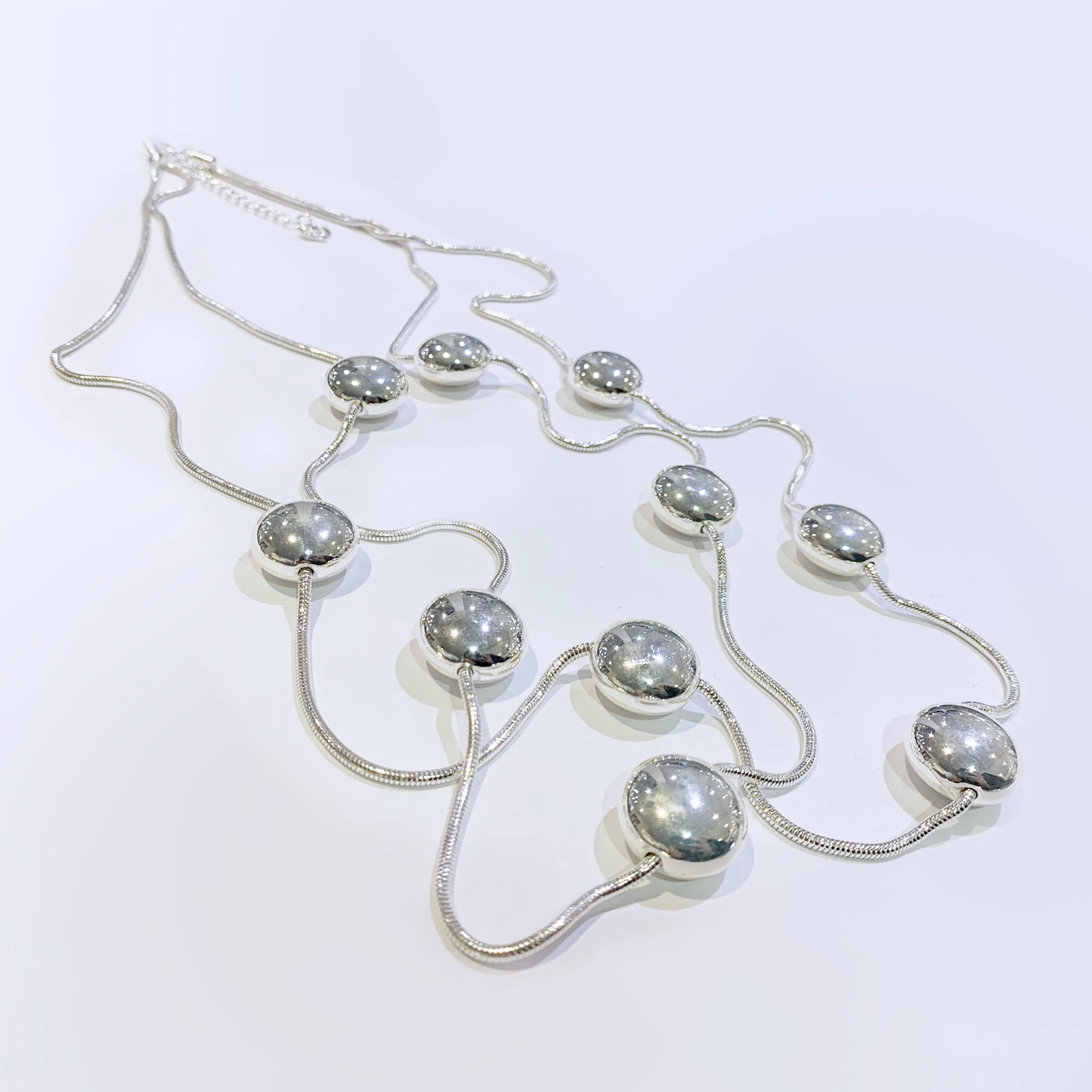 DISC BEAD LAGEN LOOK NECKLACE