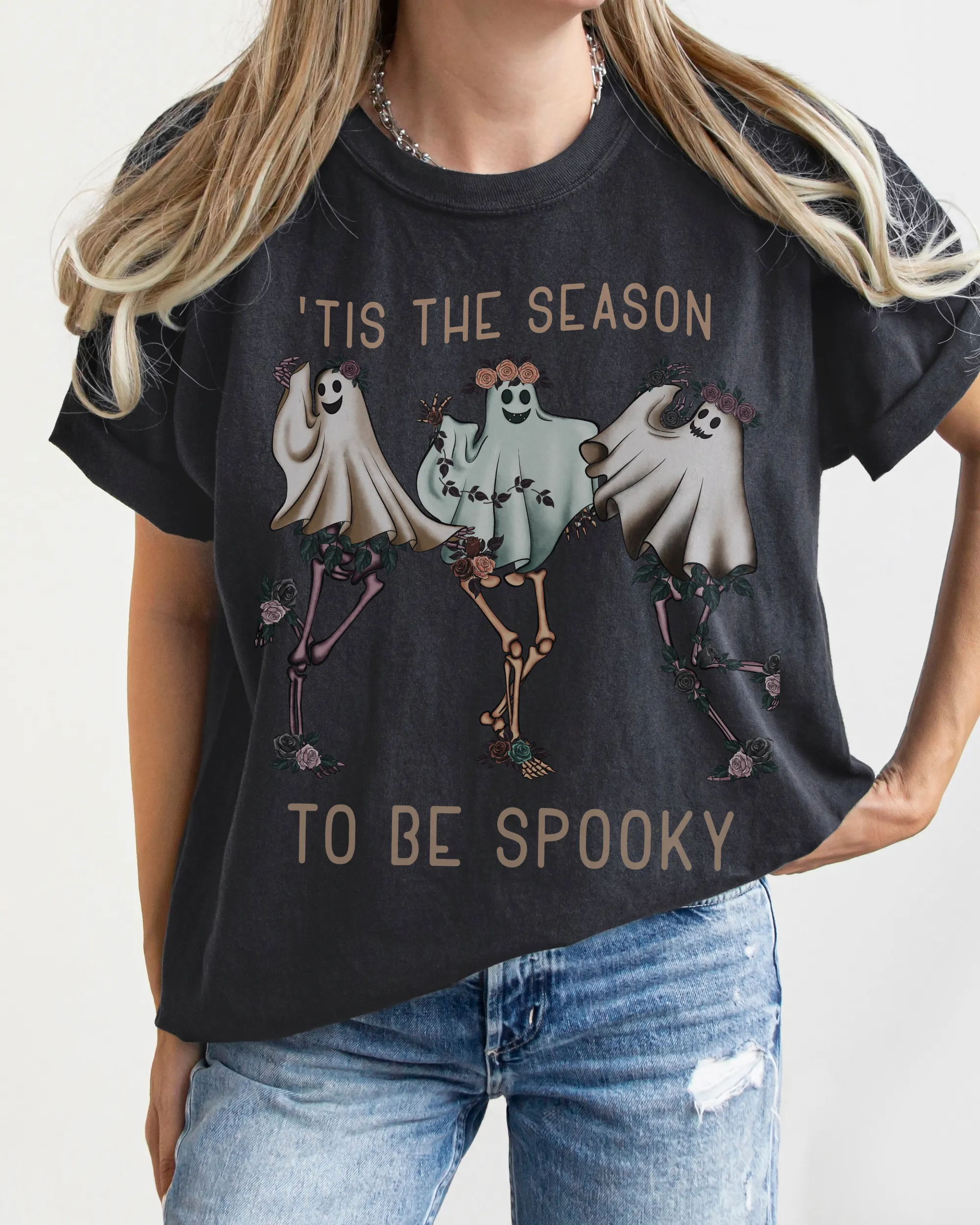 Halloween Comfort Colors® T-Shirt, Tis The Season To Be Spooky Women's Halloween Design Tee, Retro Design T-Shirt