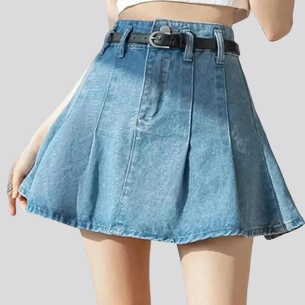 Light-wash mini women's jean skirt