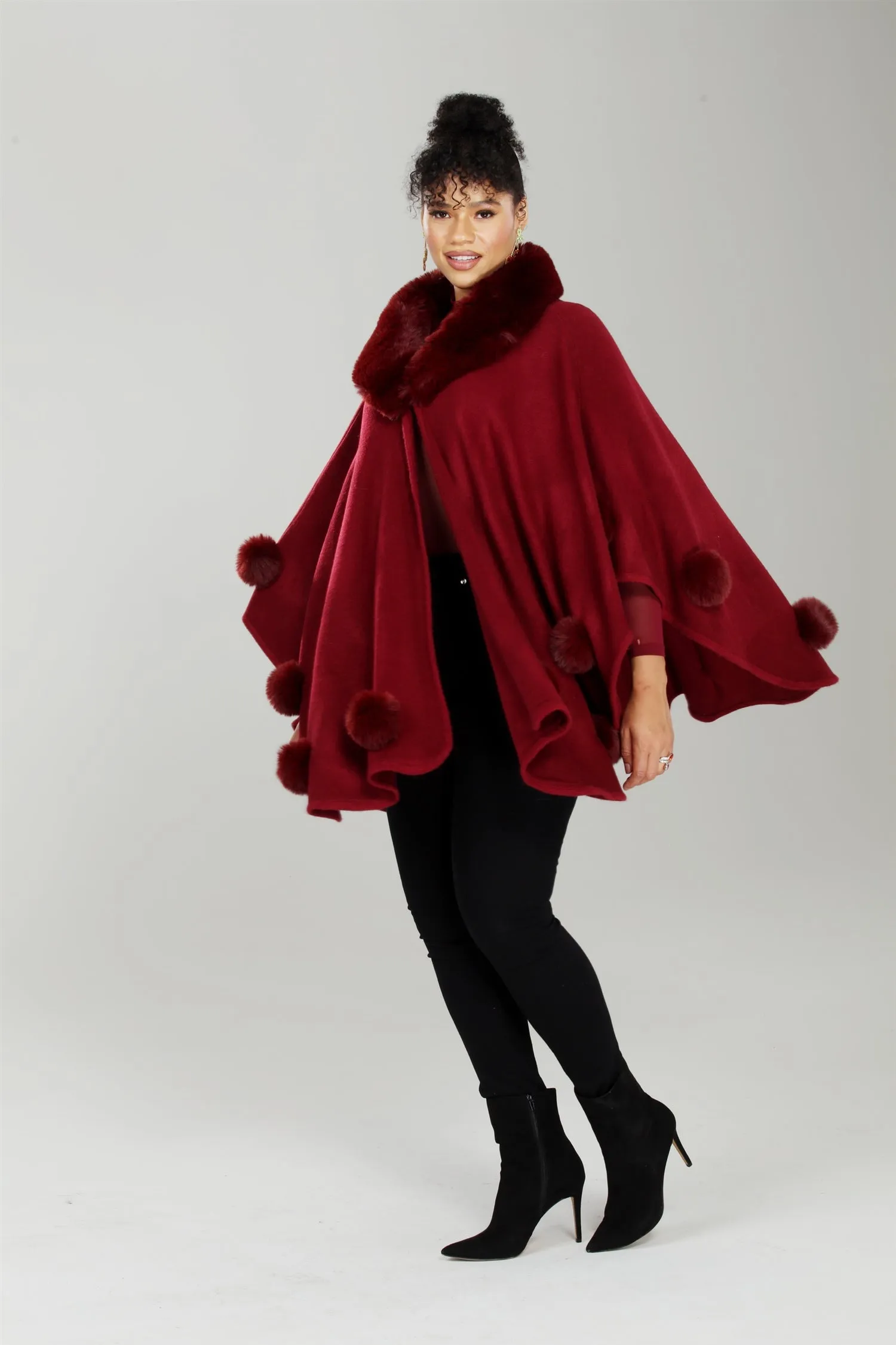 Luxe Moda LM240 Faux Fur Print Cape