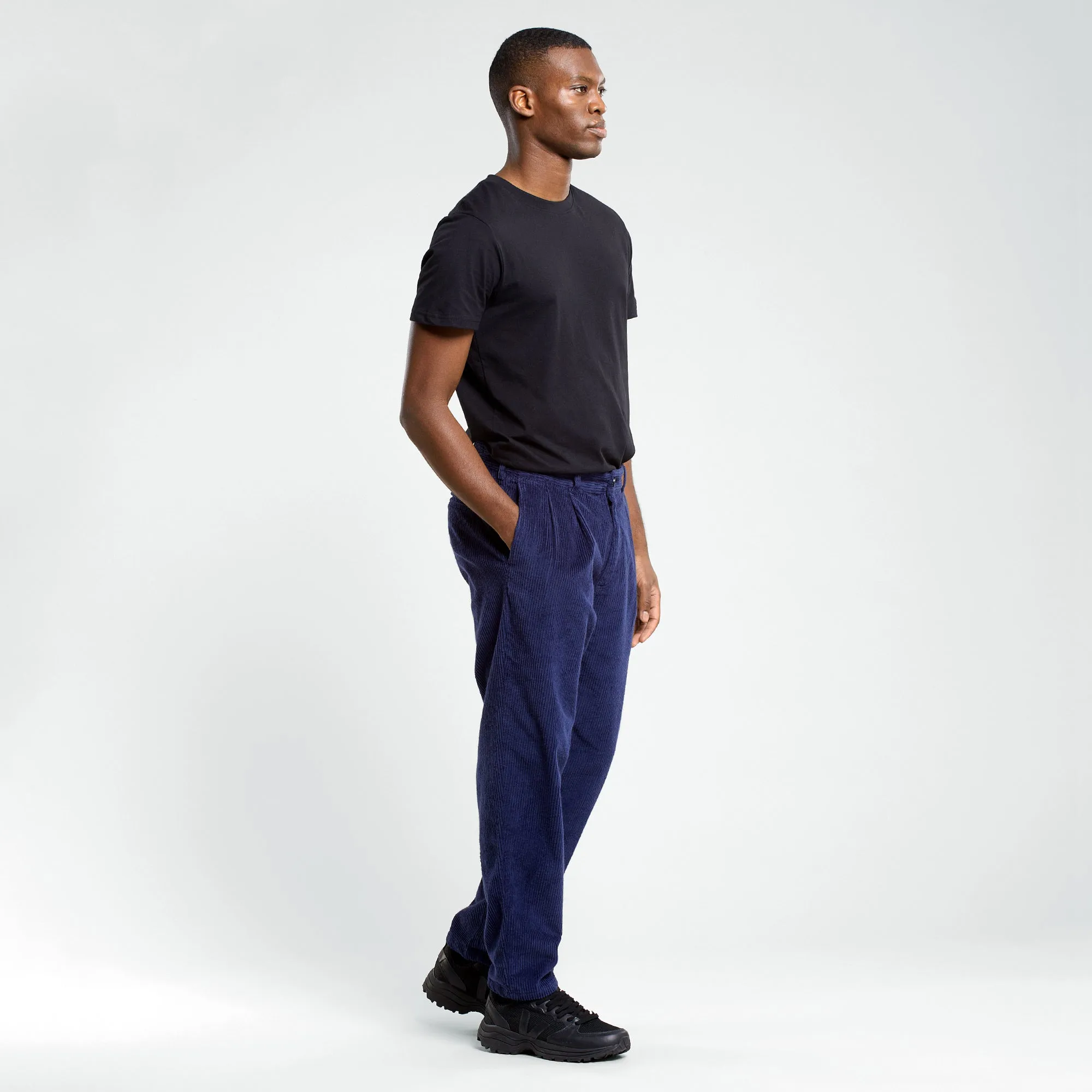 SOLLENTUNA CORDUROY - Navy Pant